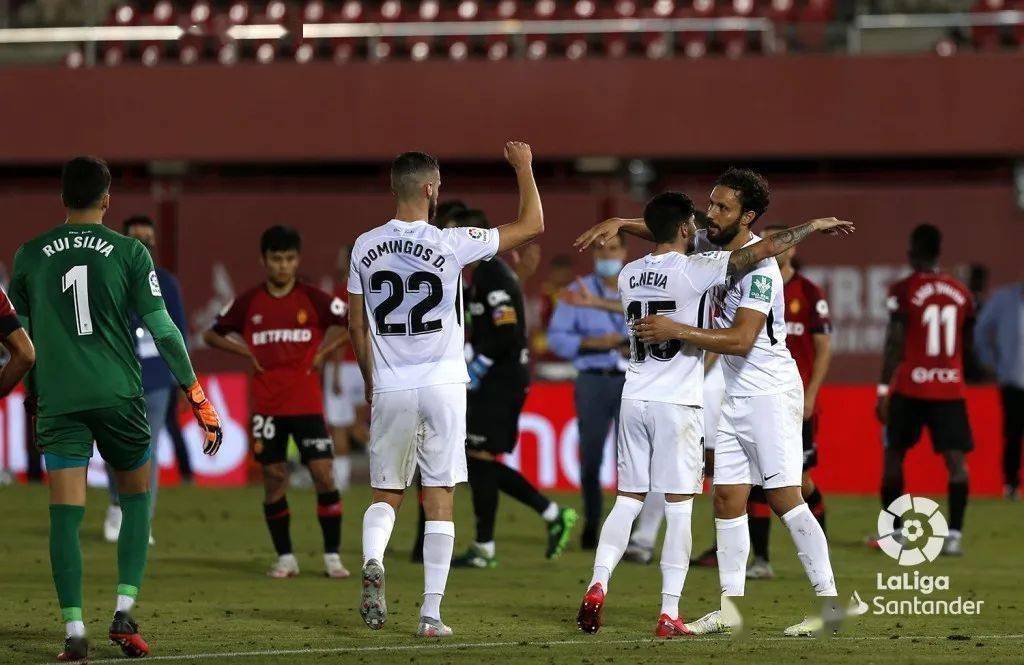 格兰纳达主场战平，保持不败状态