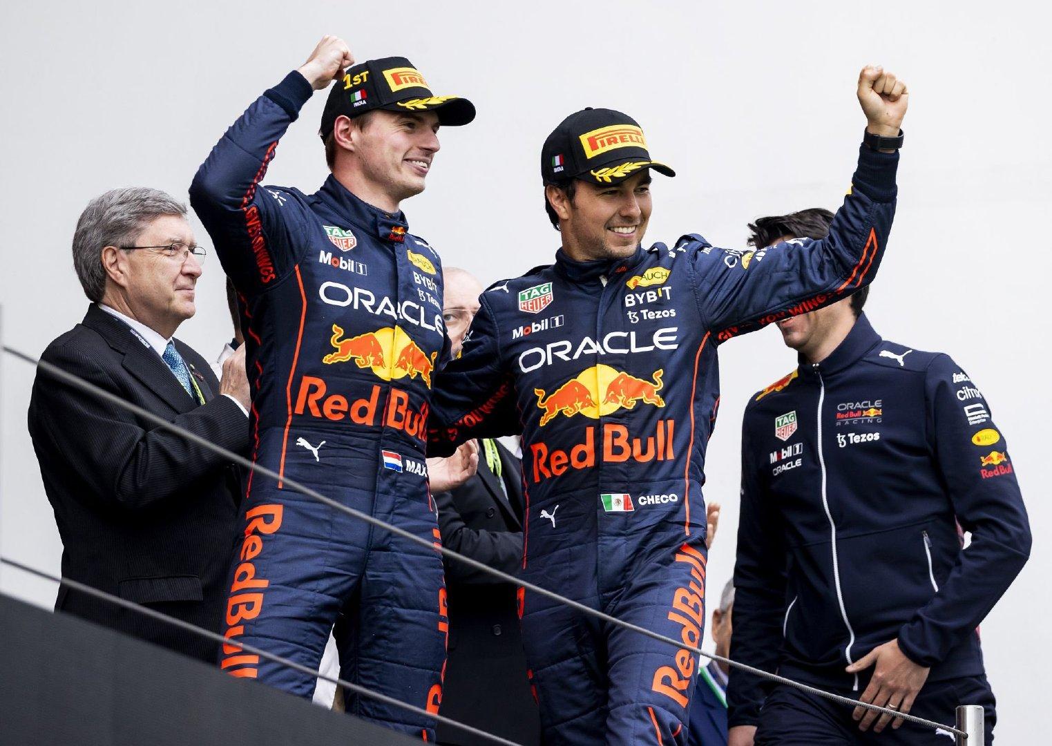 包含威廉姆斯逆转红牛二队，周冠宇统治全场的词条