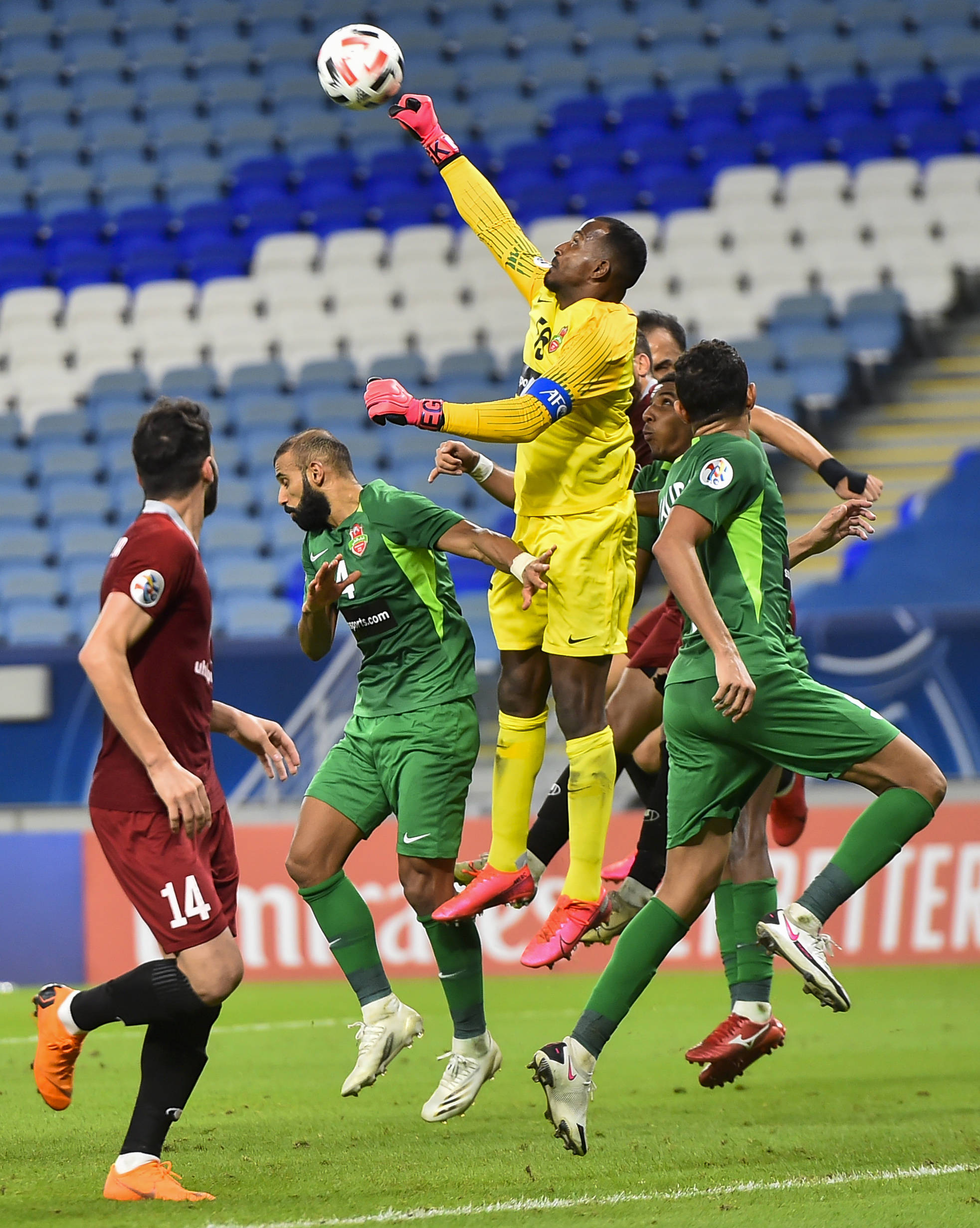 开云官网-阿联酋豪门阿赫利队晋级亚冠淘汰赛