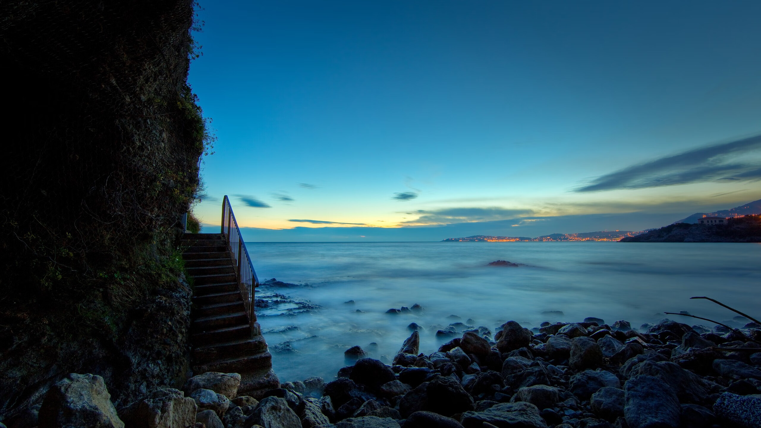 加克波一锤定音,荷兰新星闪耀,丹麦童话不敌南美铁壁