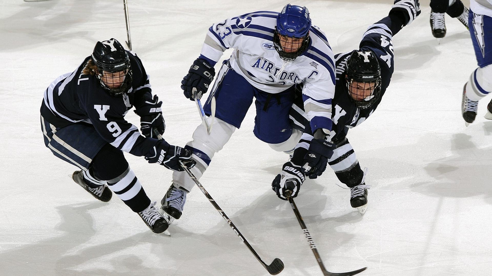 奥运周期关键战之夜，克莱点燃赛场